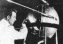 Nunca antes ni despu&eacute;s del 4 de octubre de 1957 tantas personas a la vez fijaron sus miradas en el crep&uacute;sculo para intentar lo imposible: ver una bola de 83 kilogramos a una altura de 1.000 kil&oacute;metros.